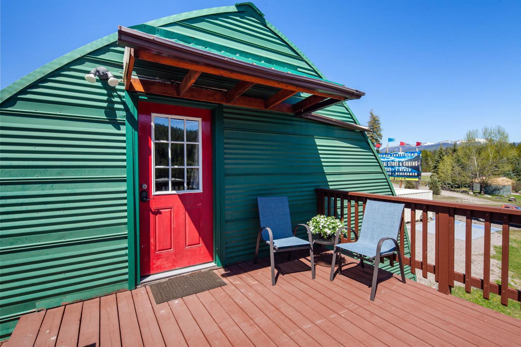 Sky Eco - Glacier General Store And Cabins Coram Exterior photo