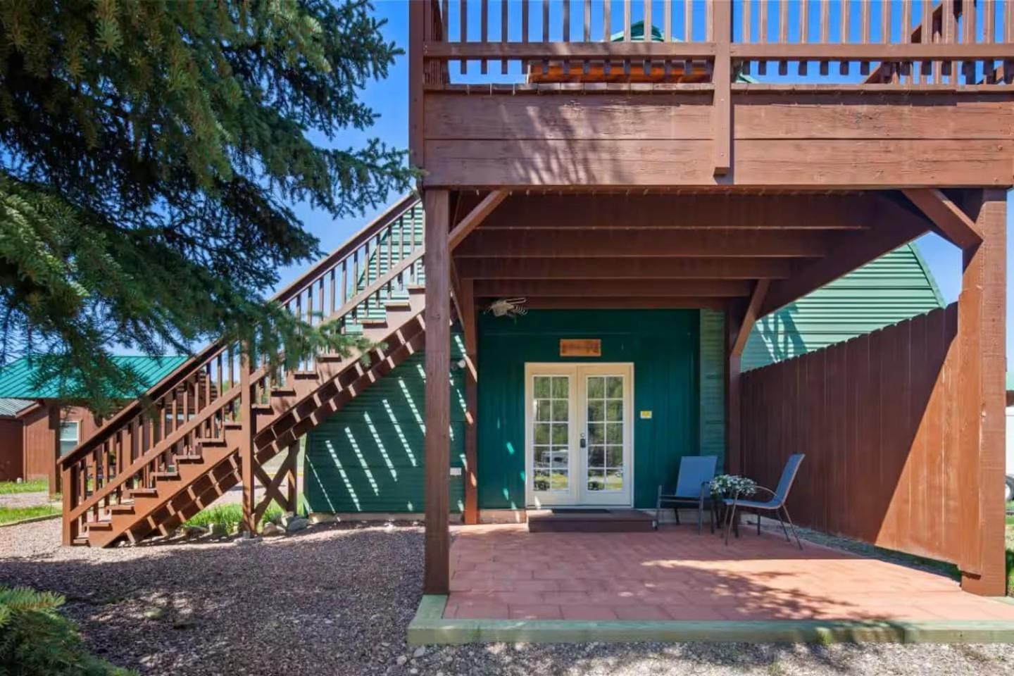Sky Eco - Glacier General Store And Cabins Coram Exterior photo